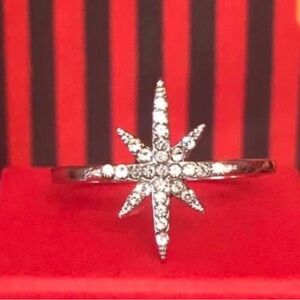 Elegant sterling Silver Starburst Ring